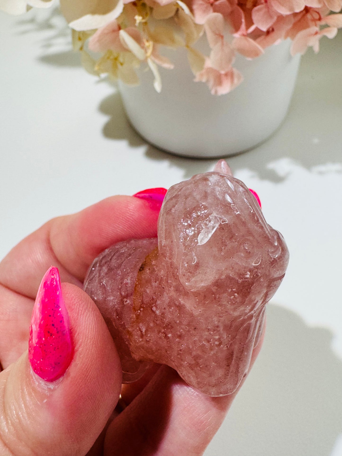 Strawberry Quartz Highland Cow (broken horn)