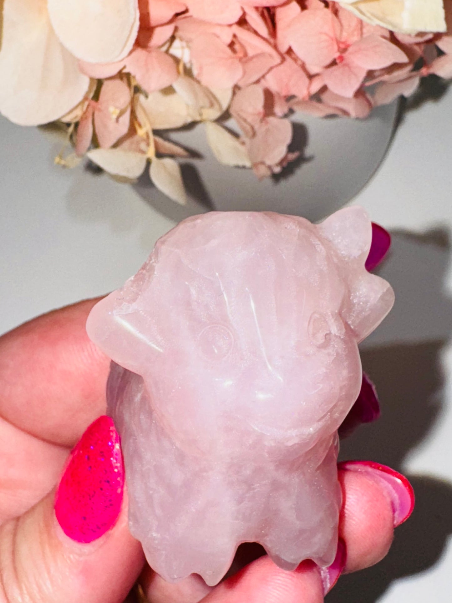 Rose Quartz Highland Cow (broken horn)