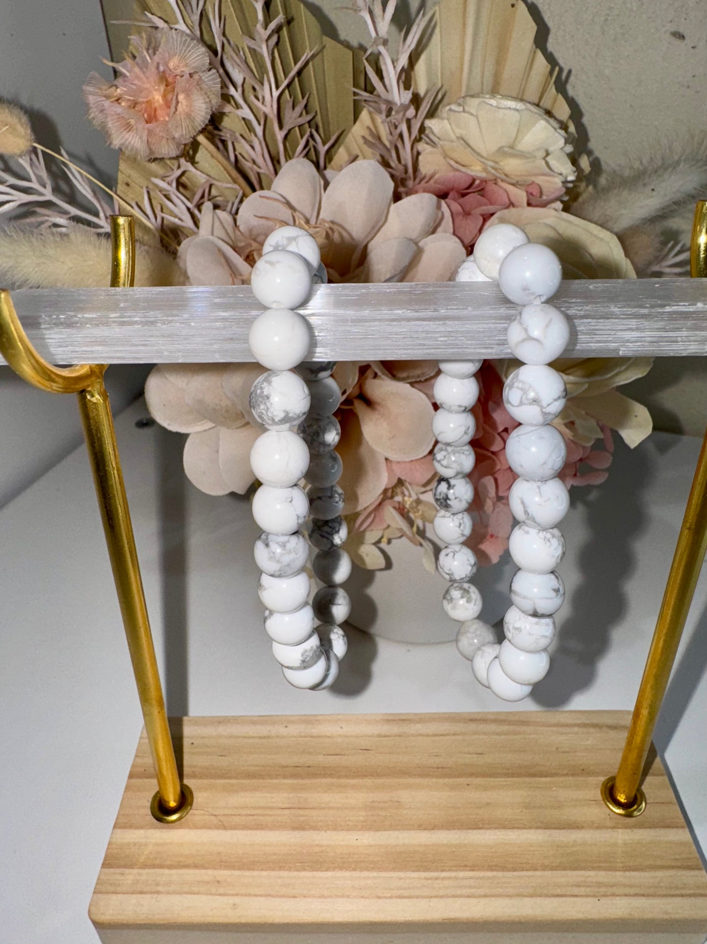 Howlite 8mm Bead Bracelet