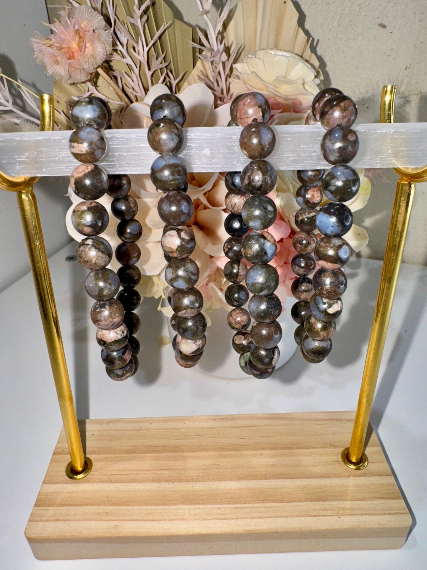 Que Sera 8mm Bead Bracelet