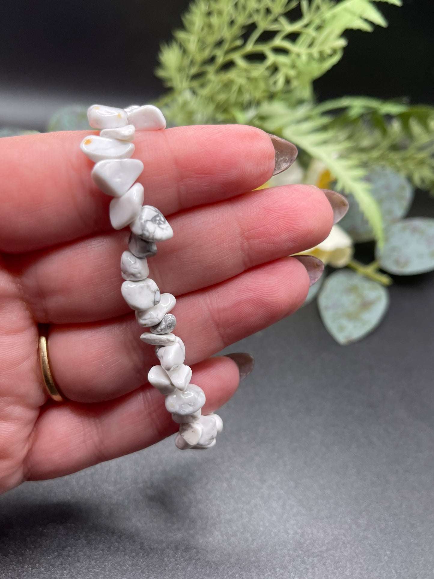 Howlite Chip Bracelet